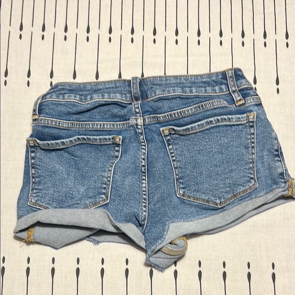 Sunday Best Blue Jean Shorts with Frayed Hem. Size 29 - Picture 3 of 10
